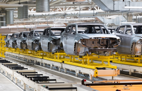 Stellantis-Schock reisst Autoaktien europaweit mit