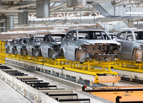 Stellantis-Schock reisst Autoaktien europaweit mit